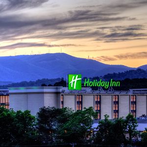 Holiday Inn Roanoke - Tanglewood Route 419 & I 581 By Ihg